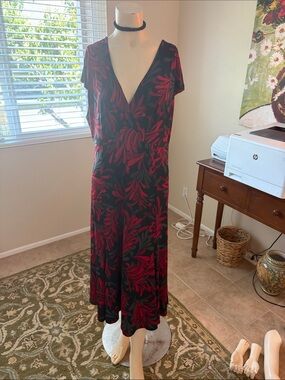Jones New York Black Midi Dress with Red Floral Print